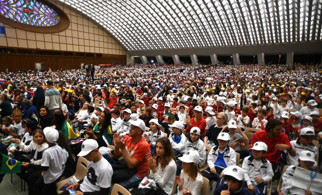 I bambini incontrano Papa Francesco