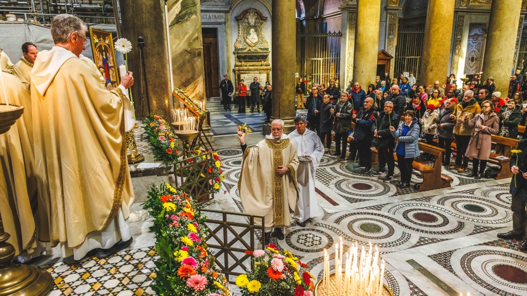 In memoria di Modesta Valenti: a Trastevere una liturgia per non dimenticare chi vive per strada