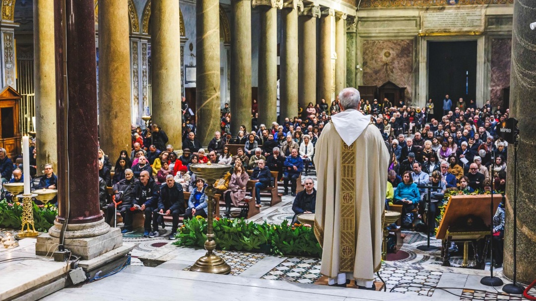 In memoria di Modesta Valenti: a Trastevere una liturgia per non dimenticare chi vive per strada