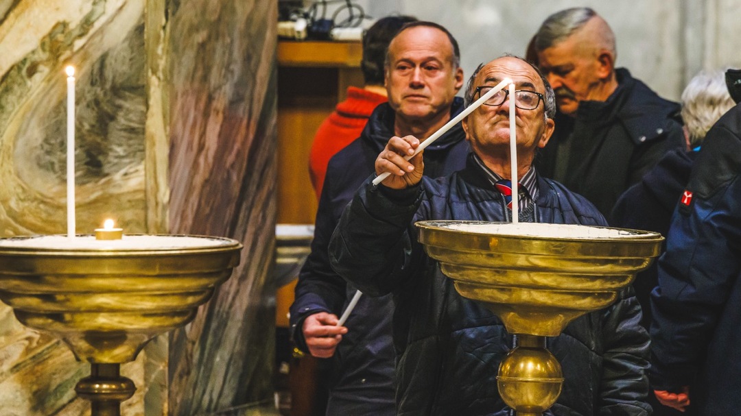 In memoria di Modesta Valenti: a Trastevere una liturgia per non dimenticare chi vive per strada